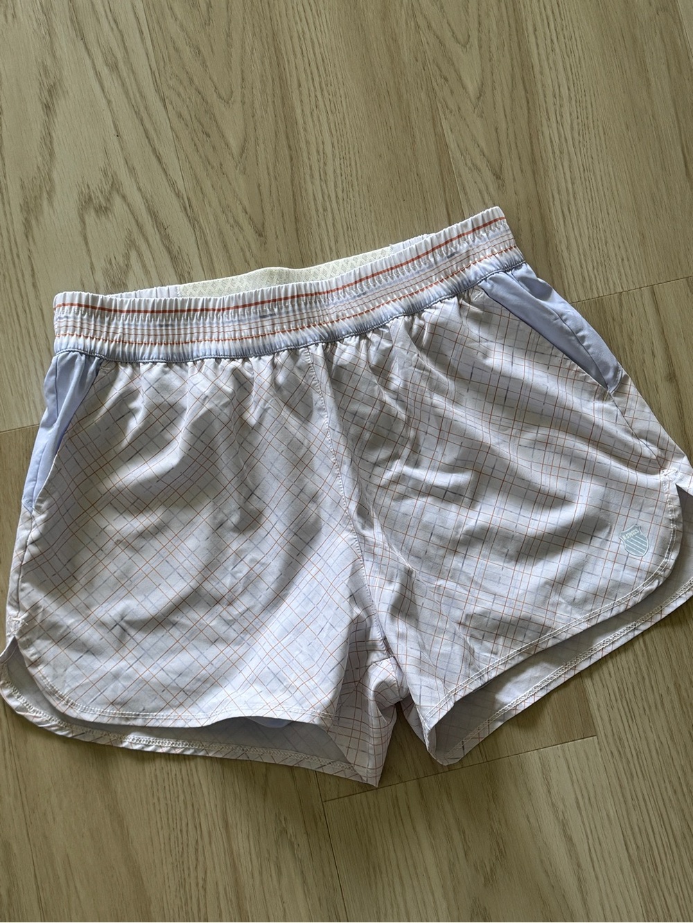 K-Swiss Women’s Athletic Shorts grid plaid blue lavender orange pockets like new
